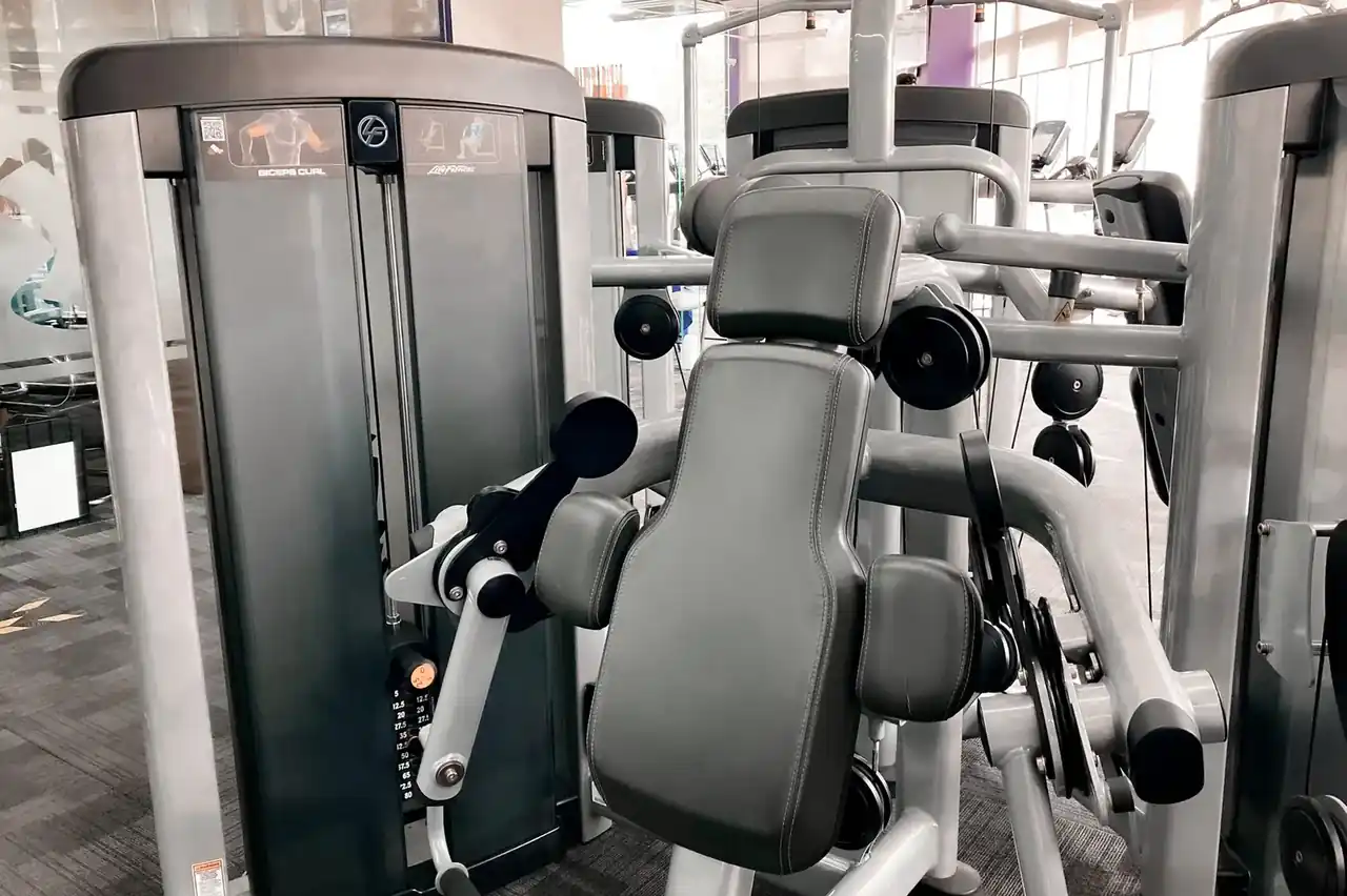 Fitness center at Kelovihotel Haven